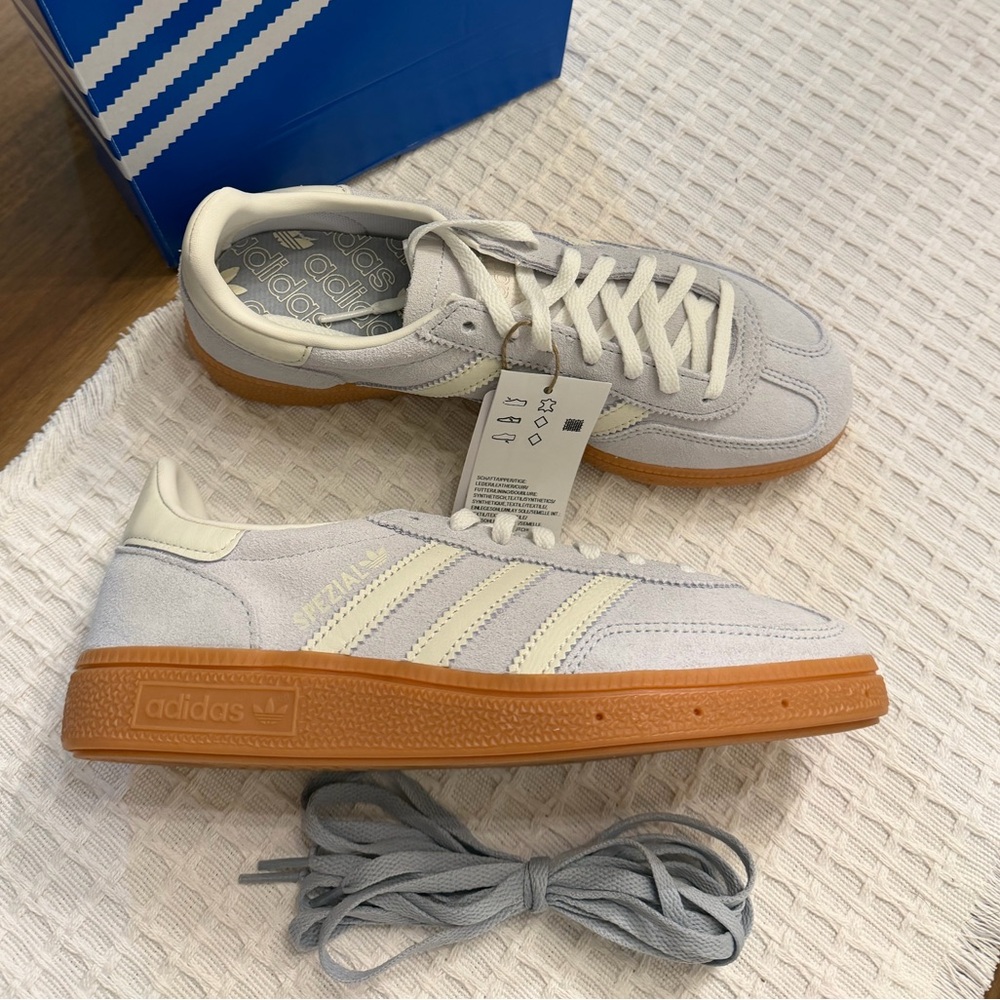 adidas Handball Spezial W Wonder Silver / Off White / Gum - Picture 10 of 11